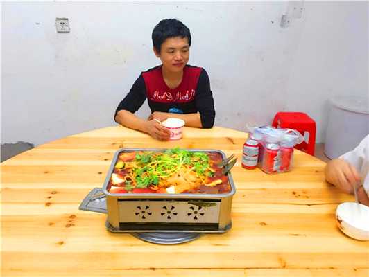 魅力小吃培訓(xùn)學(xué)員特色烤魚制作經(jīng)驗分享案例